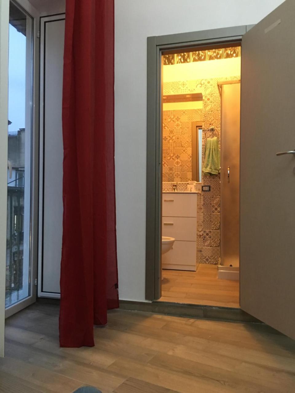 ナポリ Na Tazzulel E Cafe Bed & Breakfast エクステリア 写真
