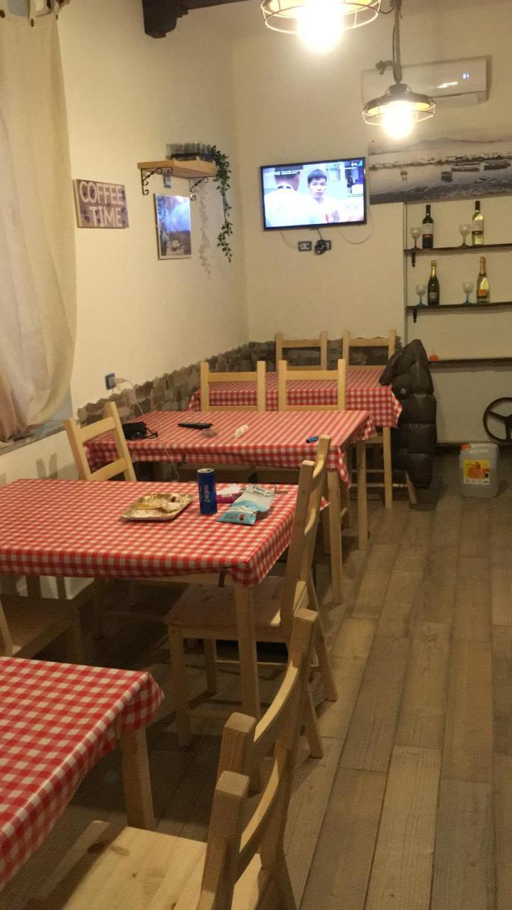 ナポリ Na Tazzulel E Cafe Bed & Breakfast エクステリア 写真